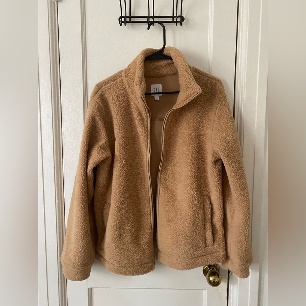 Gap fleece jacket
